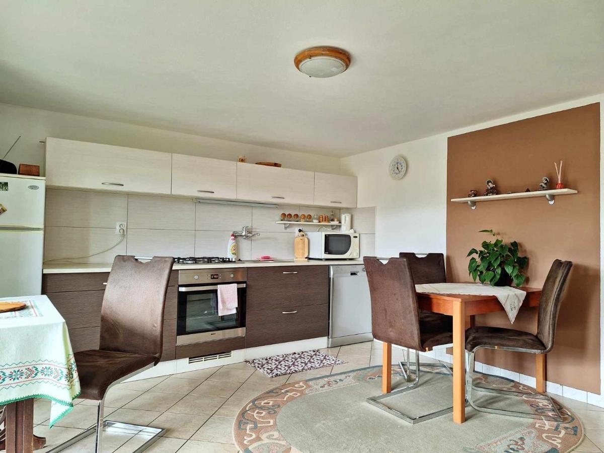 Apartman Pod Maliarkou Vychodna Exterior photo
